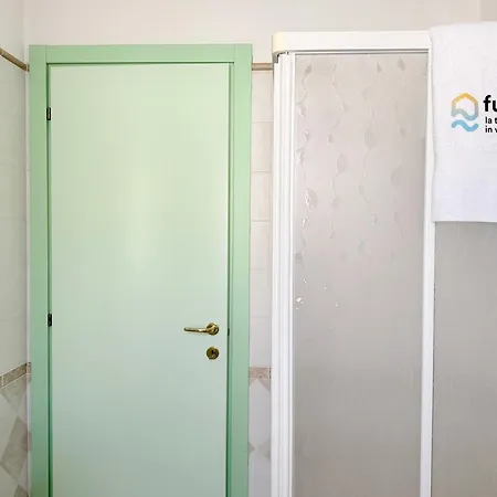 Rp05 - Cesenatico, Trilocale Con Balcone E Garage Vicino Al Mare