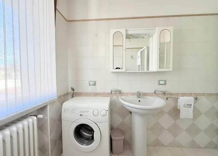 Rp05 - Cesenatico, Trilocale Con Balcone E Garage Vicino Al Mare Cesenatico